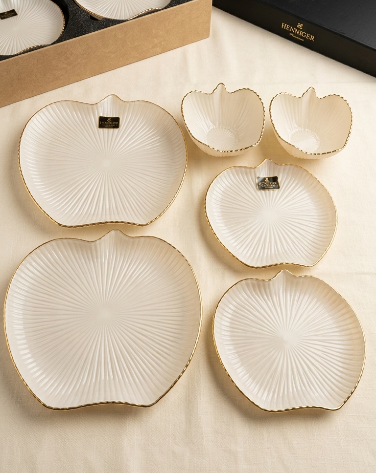 Luxurious Apple-Shaped 10-Piece Glass Platter & Snack Set (Gold Rim Finishing)